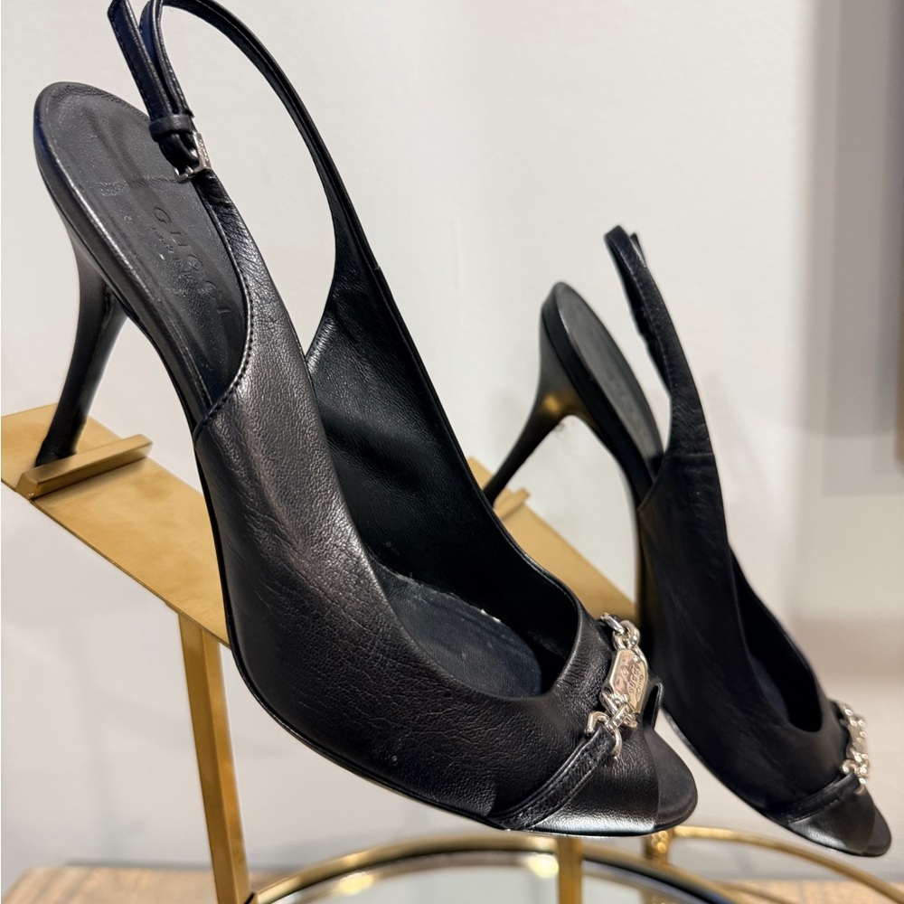 Gucci Black Leather Slingback Pumps with Silver Chain Plaque - Picture 3 of 4